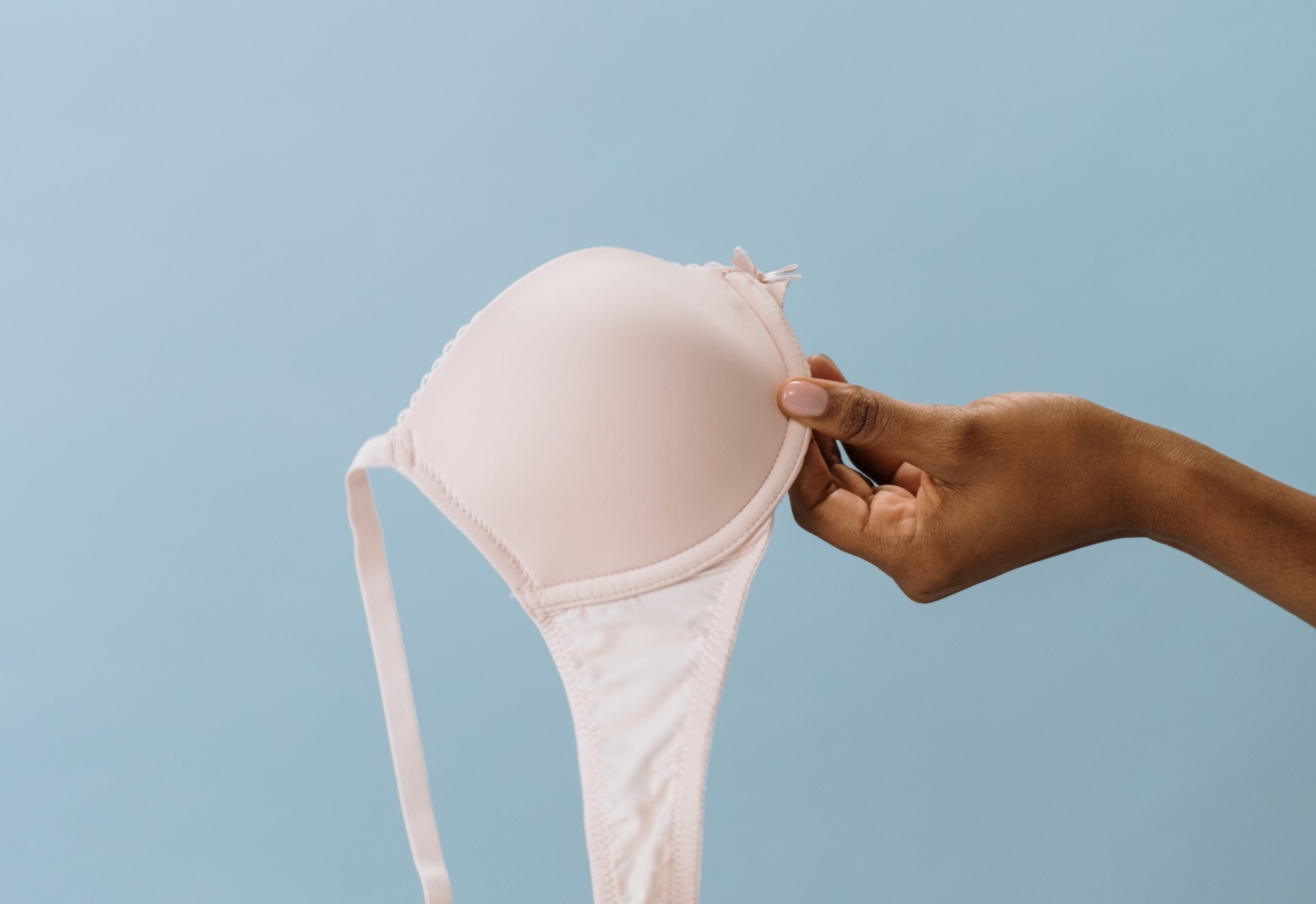 【胸罩可以穿多久?】胸罩都有壽命 6個提醒你該換胸罩的徵兆