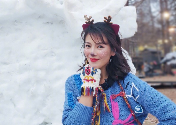 【2021聖誕妝容】今年最流行！ 派對上最吸精的「小鹿妝」！