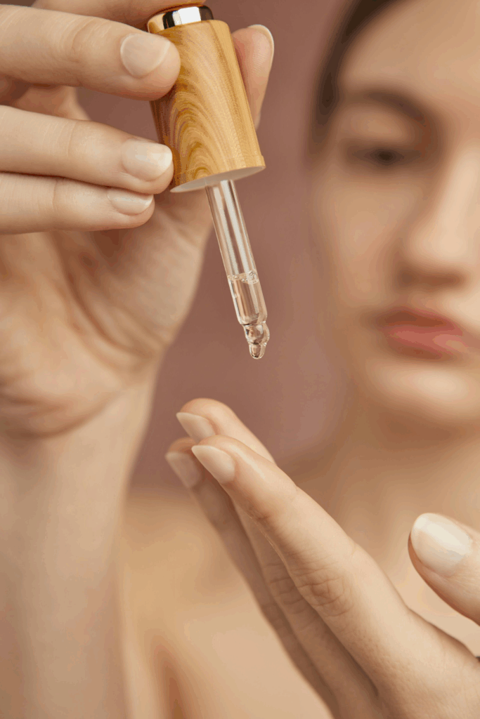 使用抗衰老精華