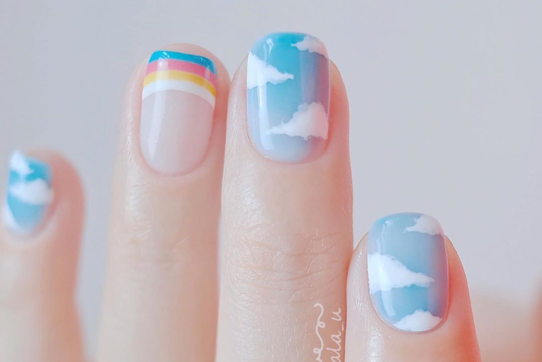 藍天白雲卡通美甲