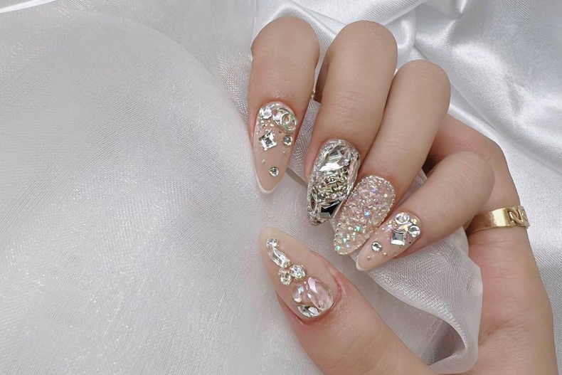 全鑽奢華美甲