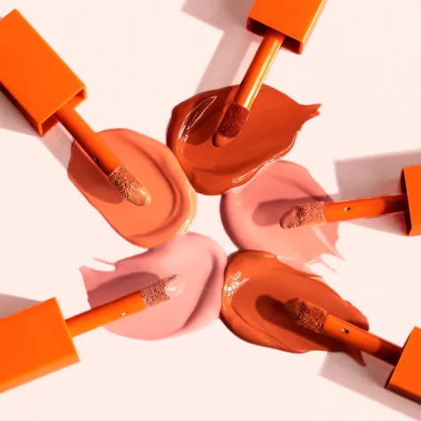 蜜桃色/橘色遮瑕膏