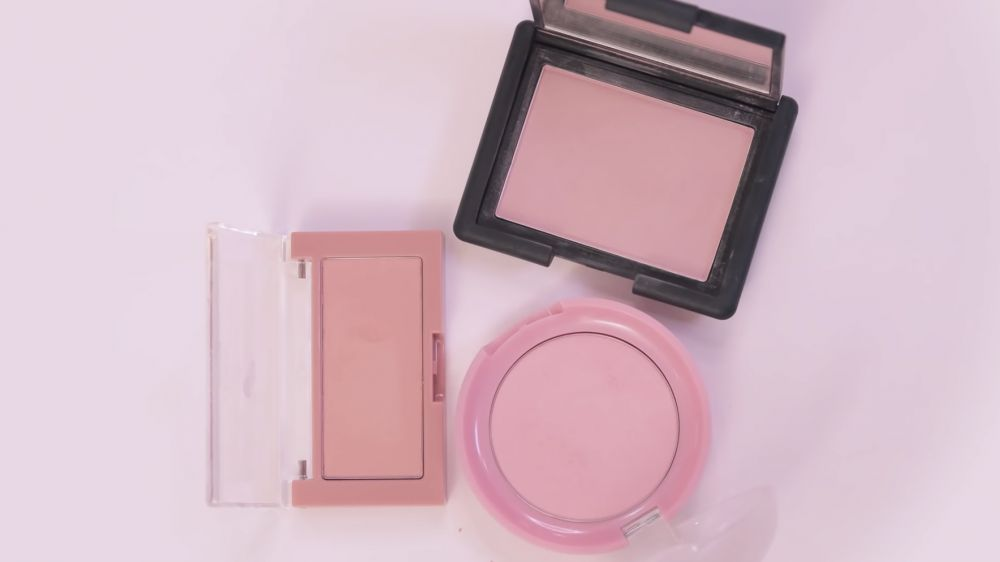 粉狀胭脂