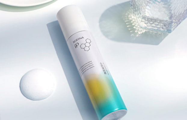 碳酸護膚推薦：日本 9 年銷冠真的好用嗎？ 80 人實測 SOFINA iP 土台美容液 